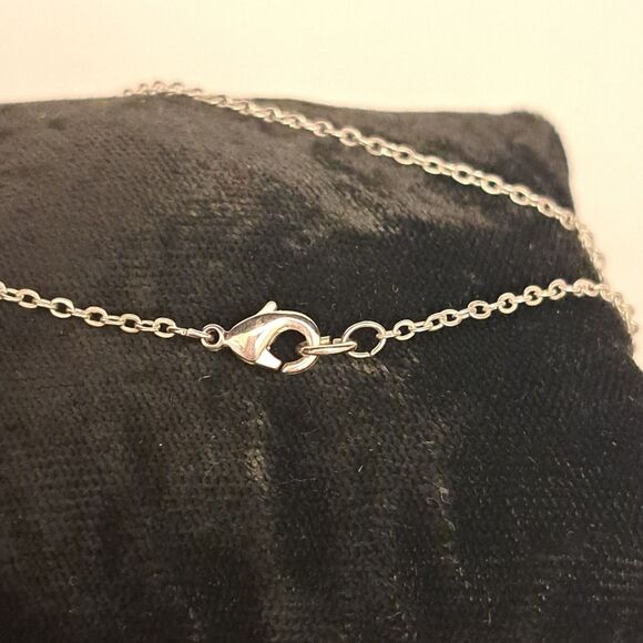 Silvertone Whale Tail Fin Abalone Shell Pendant Charm  Colors of Deep Sea - Picture 6 of 6